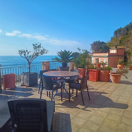 L'Oblo Apartment Riomaggiore Luaran gambar