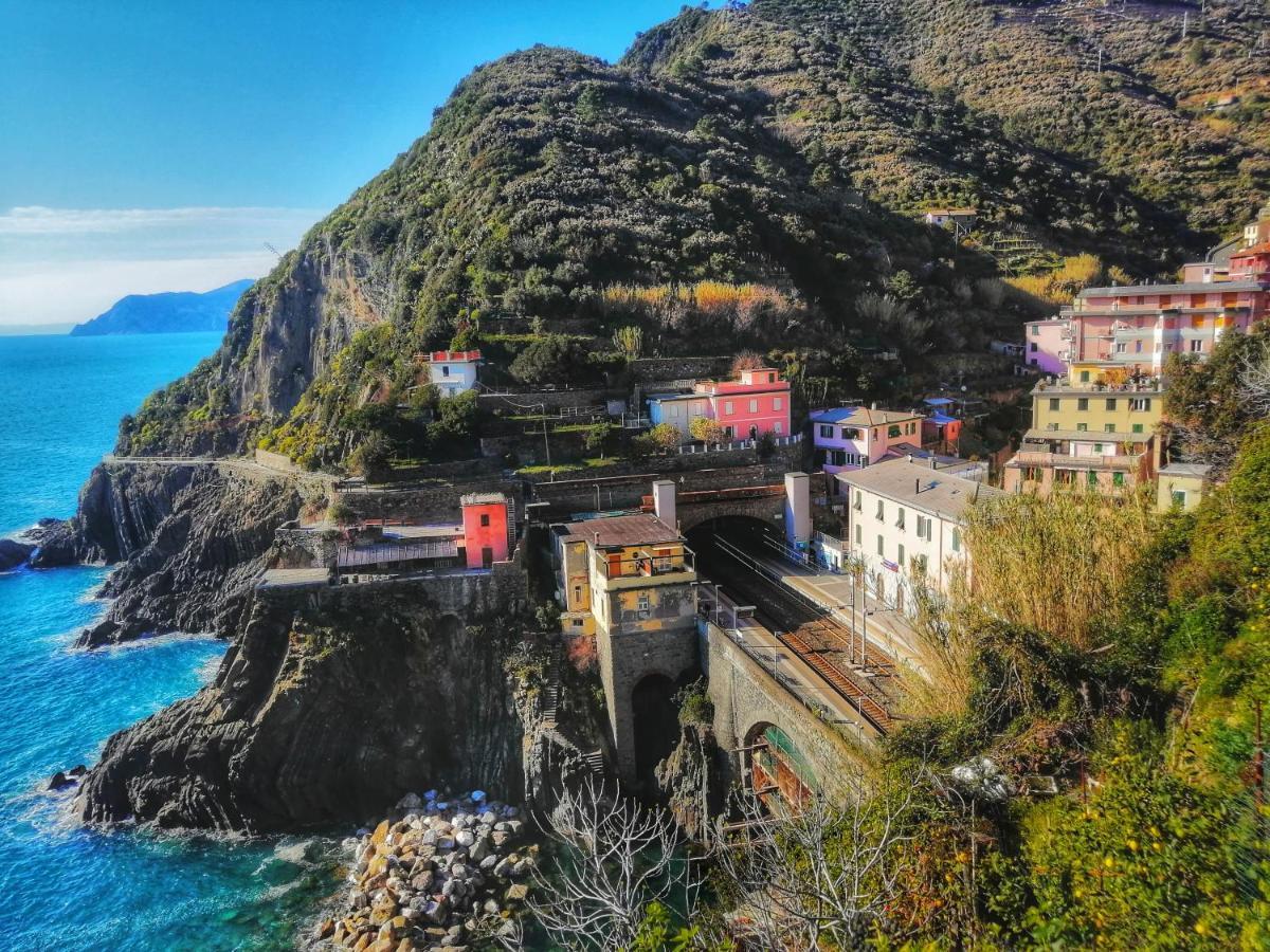 L'Oblo Apartment Riomaggiore Luaran gambar