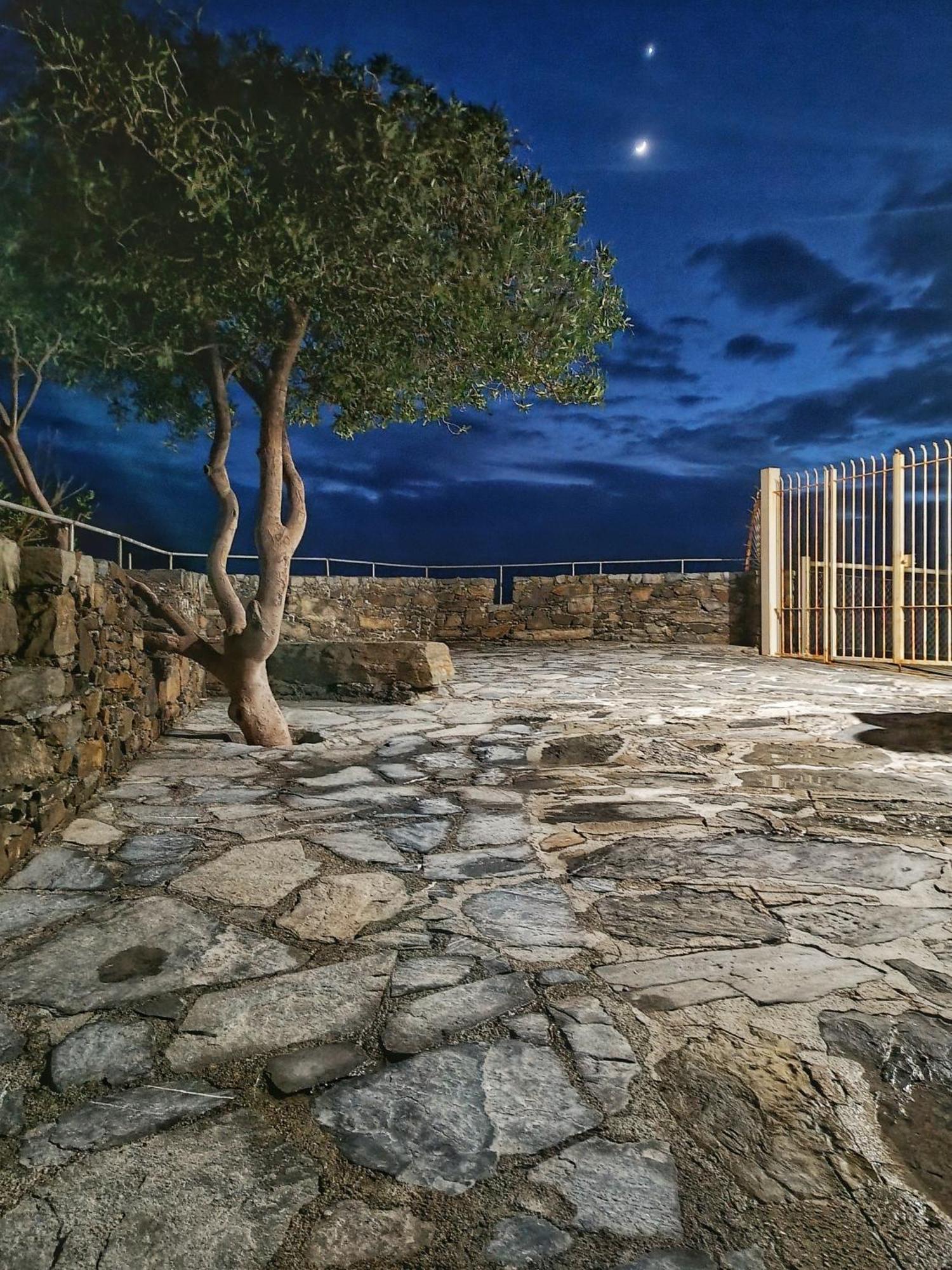 L'Oblo Apartment Riomaggiore Luaran gambar